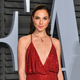 Illustration for article titled Gal Gadot teams up with Dwayne Johnson for a globe-trotting action movieem/em